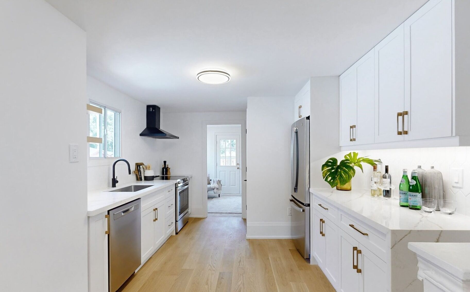 kitchen 1 biz-25sibley-hh_7.jpg